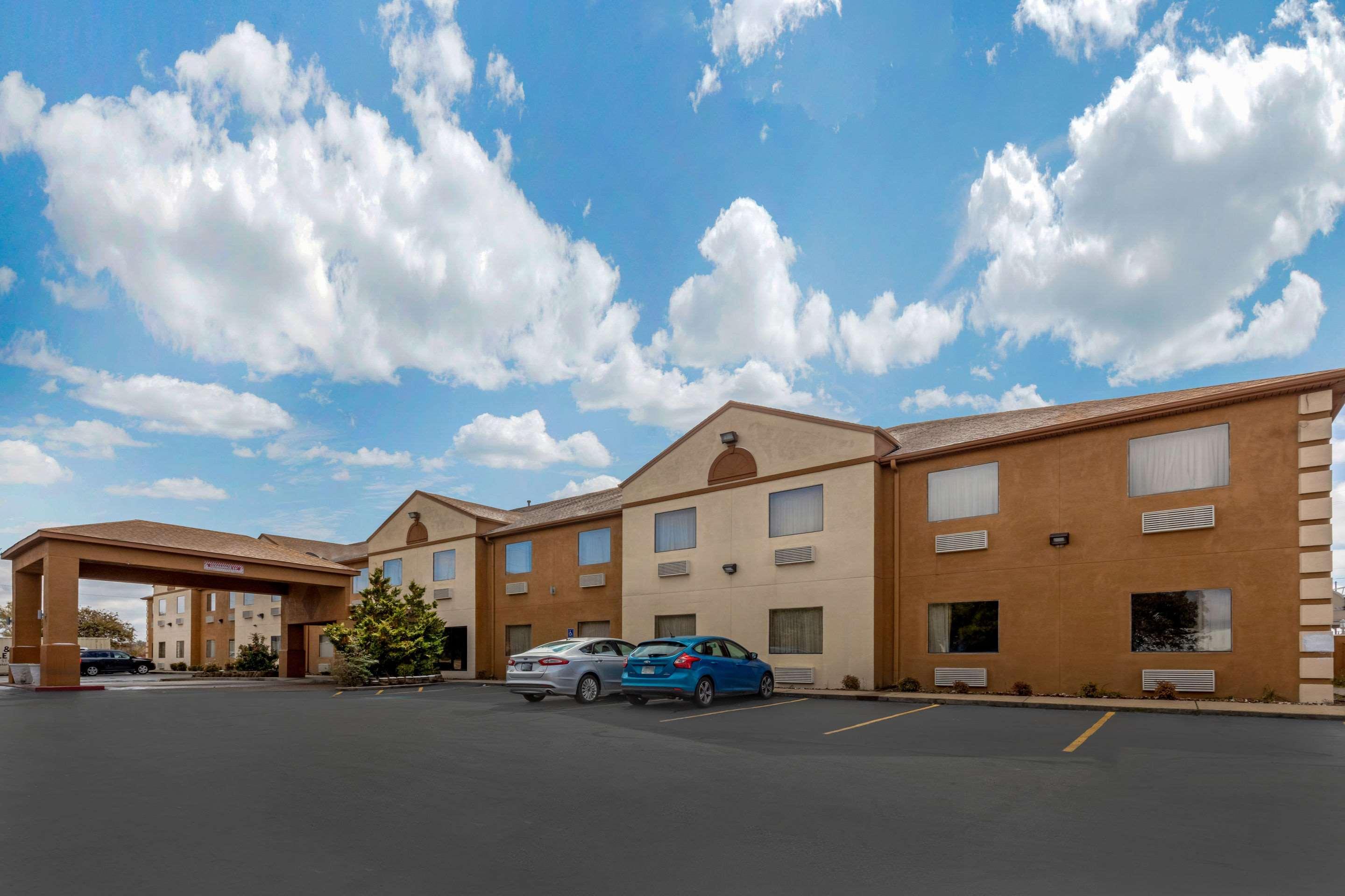 Quality Inn West Memphis I-40 Esterno foto